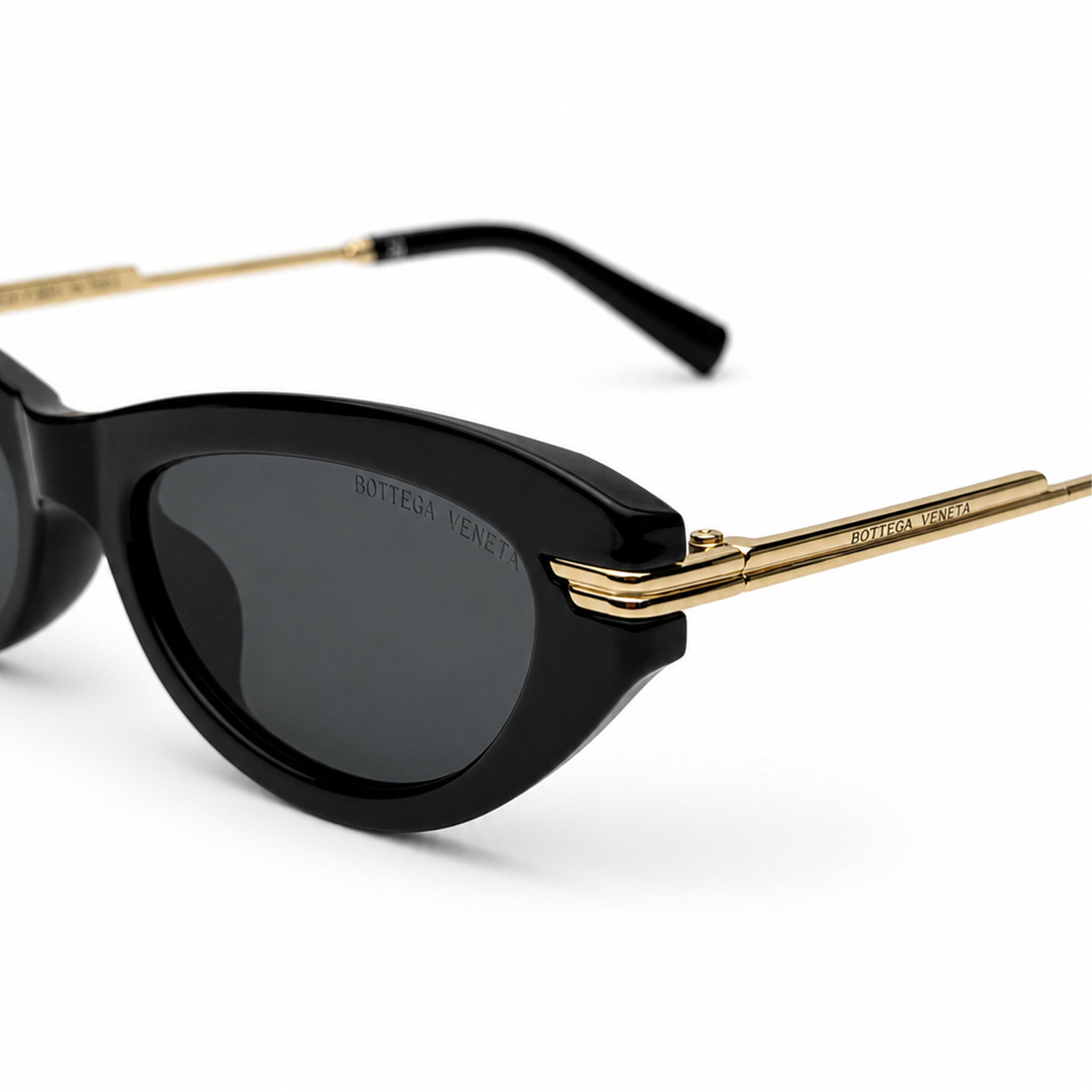 BOTTEGA VENETA - M09