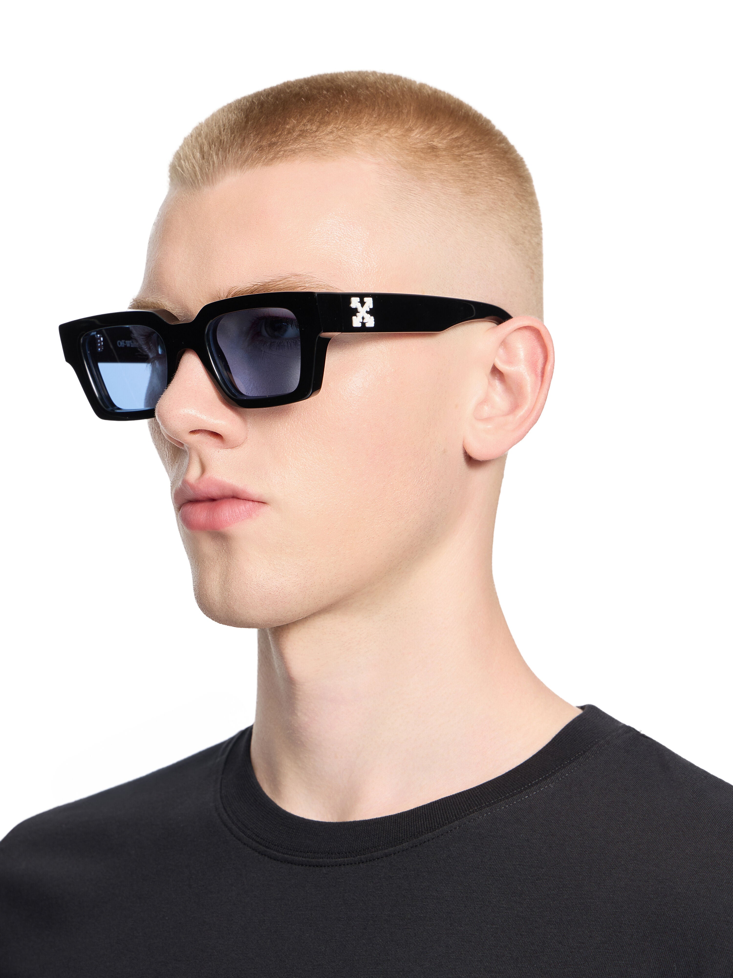 Off-White Virgil Light Blue Lens Sunglasses - indossato